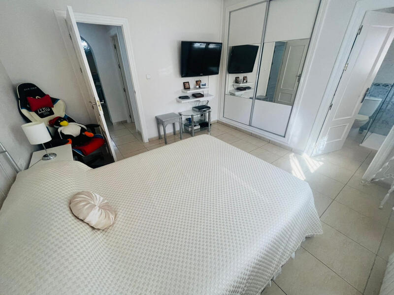 6 sovrum Villa till salu