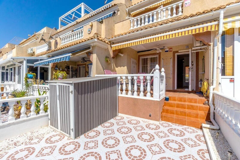 Townhouse for sale in Torrevieja, Alicante
