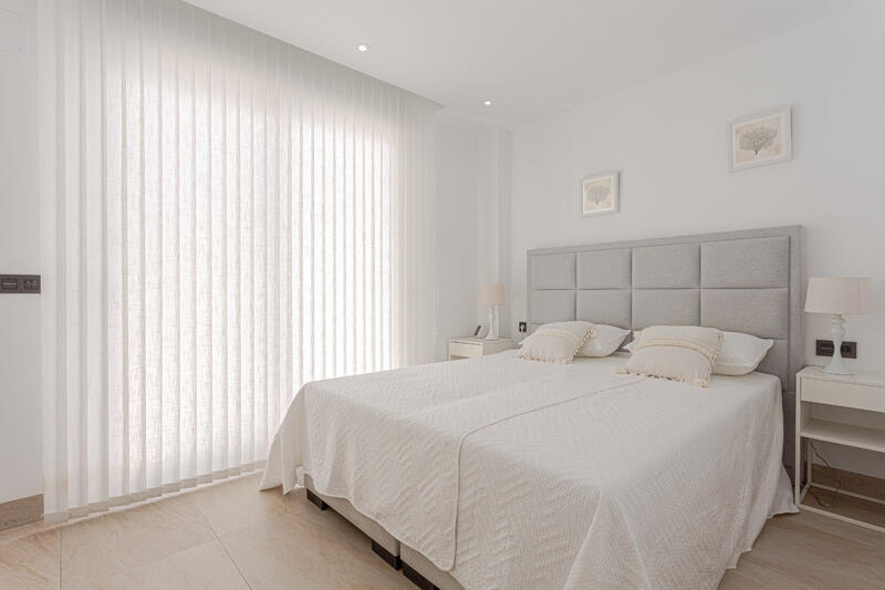 4 Cuarto Villa en venta