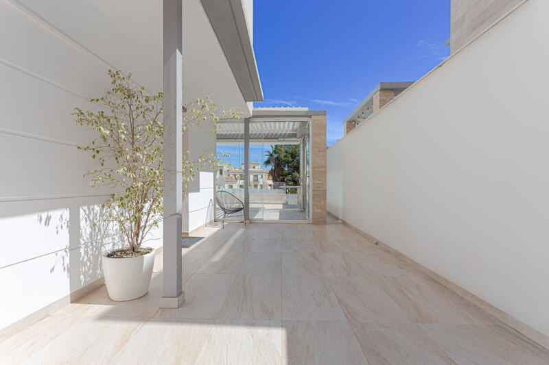 4 Cuarto Villa en venta