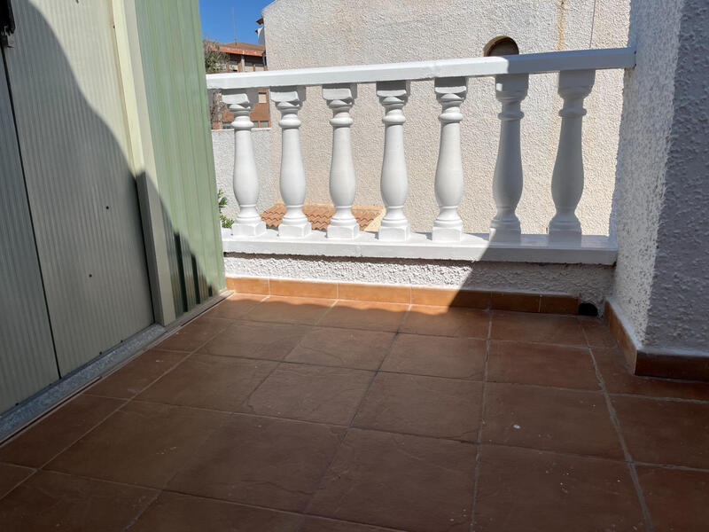 2 slaapkamer Gezinswoning Te koop