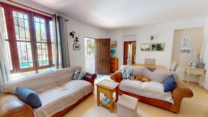 3 bedroom Villa for sale