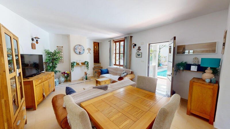 3 bedroom Villa for sale