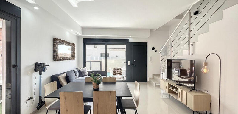3 slaapkamer Gezinswoning Te koop