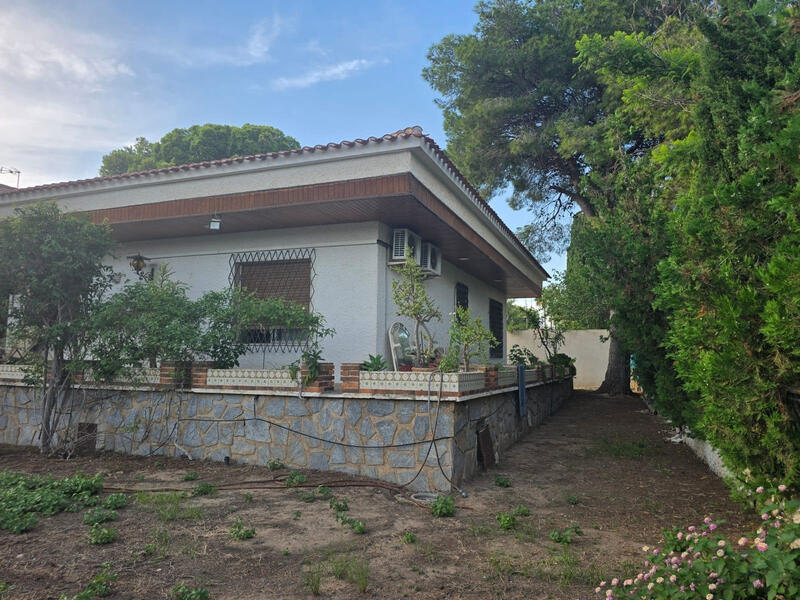 7 bedroom Villa for sale