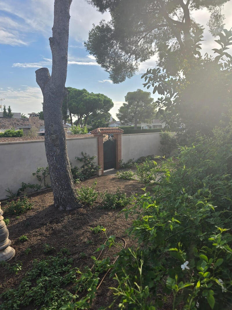 7 bedroom Villa for sale