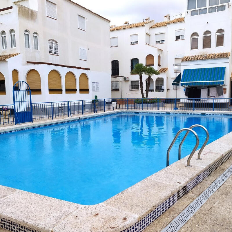 Appartement zu verkaufen in Torrevieja, Alicante