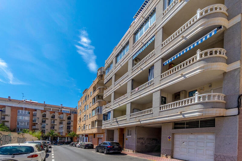 2 slaapkamer Appartement Te koop