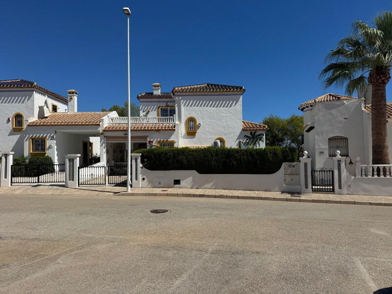 4 bedroom Villa for sale