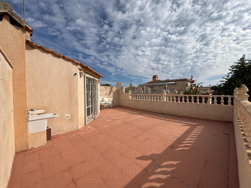 2 bedroom Villa for sale
