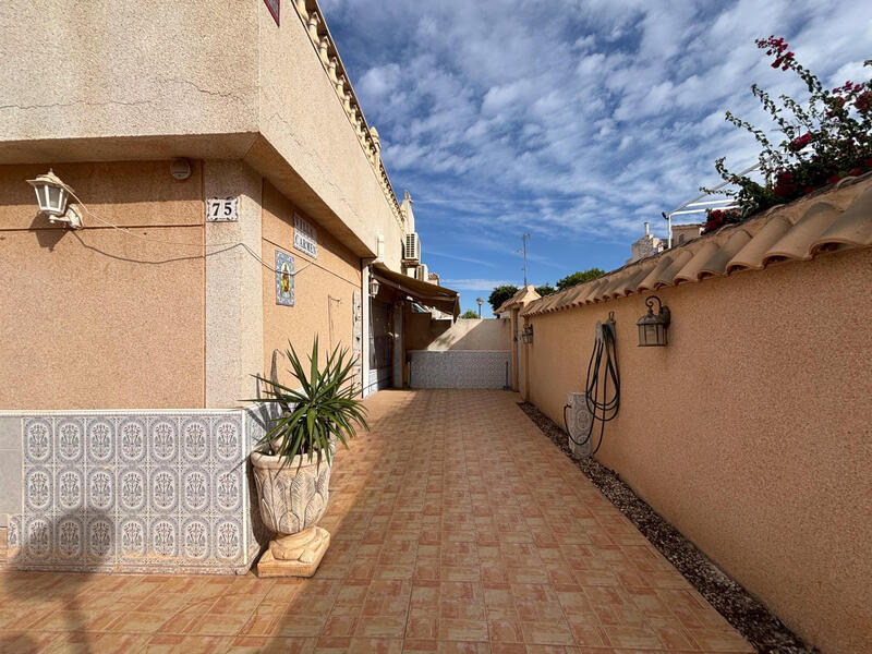 2 bedroom Villa for sale