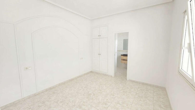 4 soverom Villa til salgs