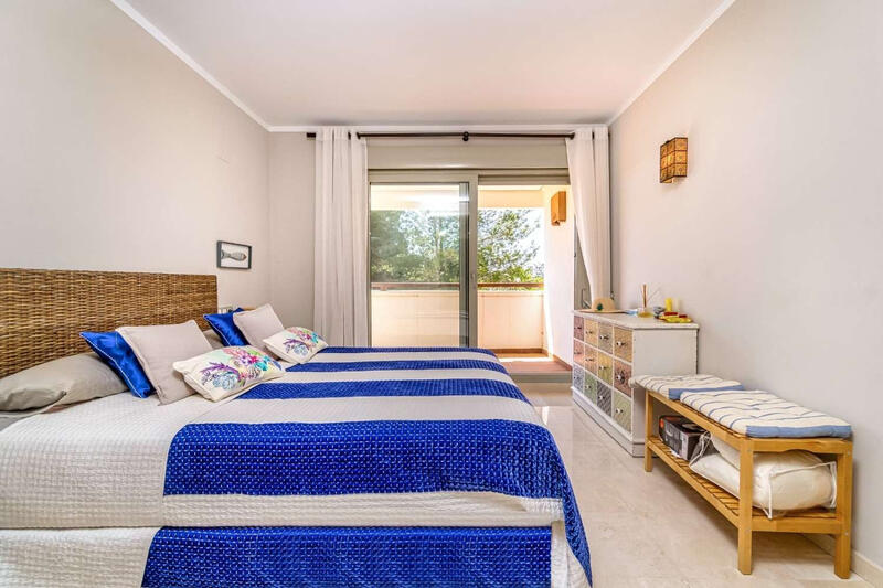 3 bedroom Apartment for sale