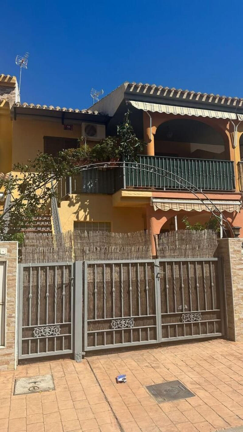 2 спальная комната квартира продается