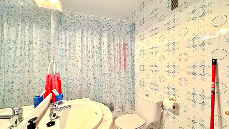 1 bedroom Apartment for sale