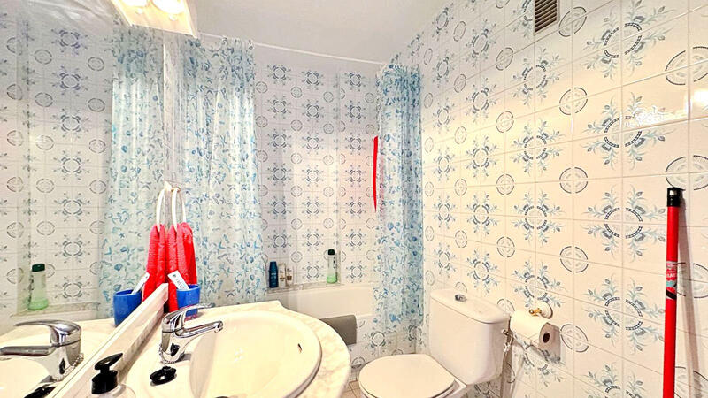 1 bedroom Apartment for sale