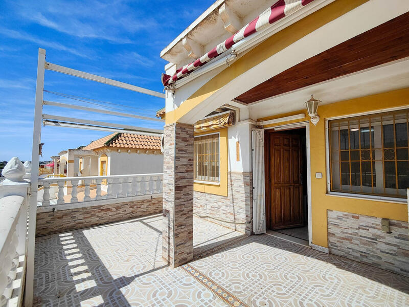 Villa zu verkaufen in Torrevieja, Alicante