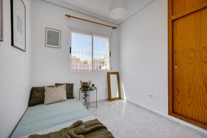 2 Schlafzimmer Villa zu verkaufen