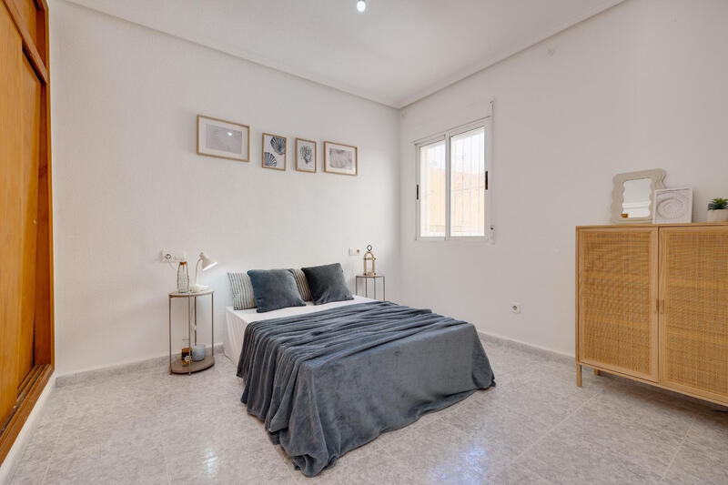 2 Schlafzimmer Villa zu verkaufen