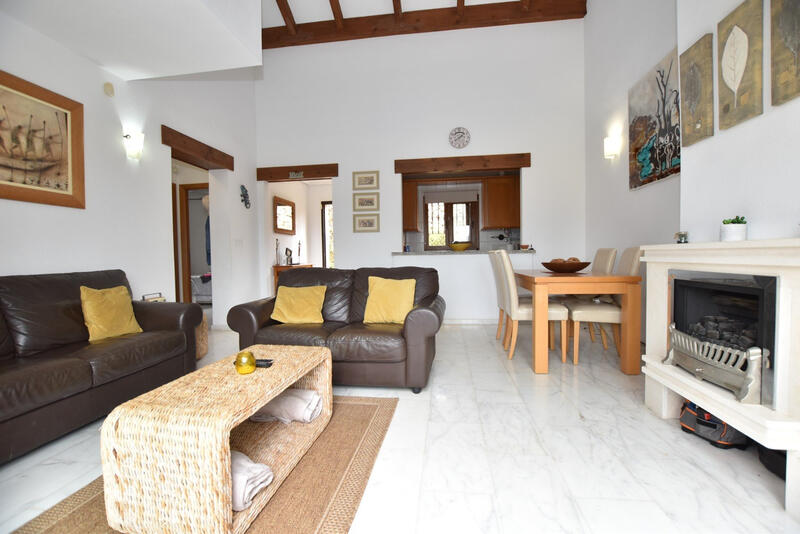 2 Cuarto Adosado en venta