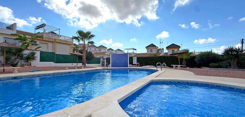 2 Cuarto Adosado en venta