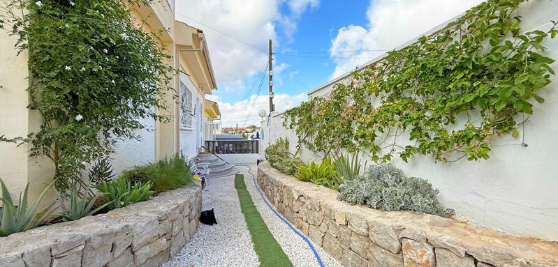 2 Cuarto Adosado en venta