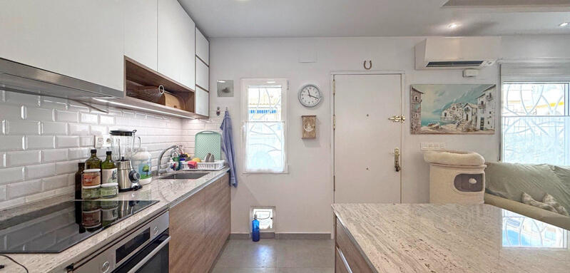 2 Cuarto Adosado en venta