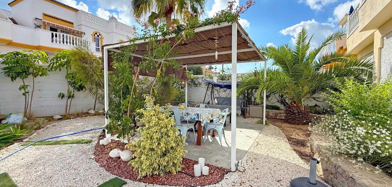 2 Cuarto Adosado en venta