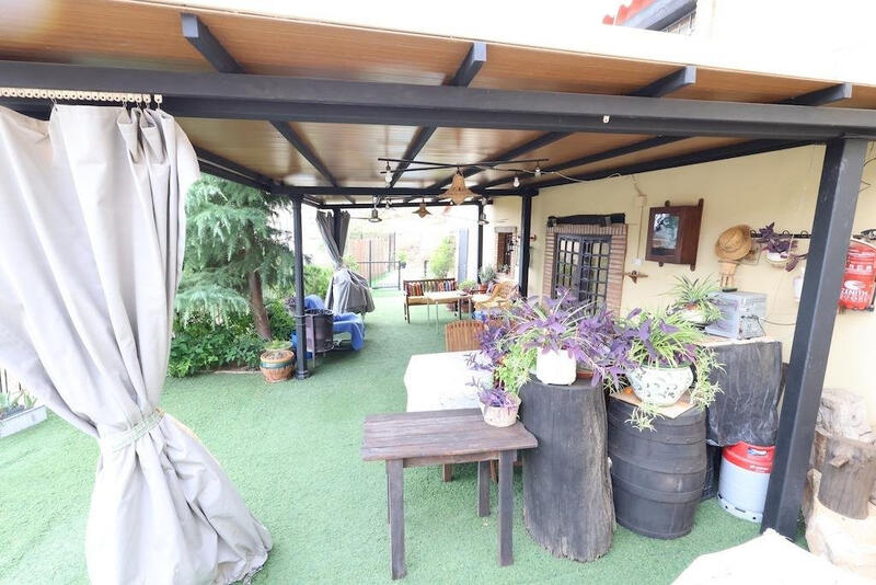 5 Schlafzimmer Villa zu verkaufen