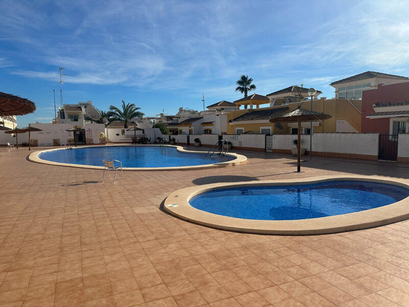 Villa Te koop in Orihuela, Alicante
