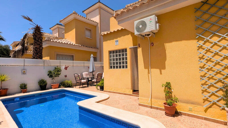 2 slaapkamer Villa Te koop