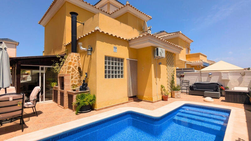 2 slaapkamer Villa Te koop