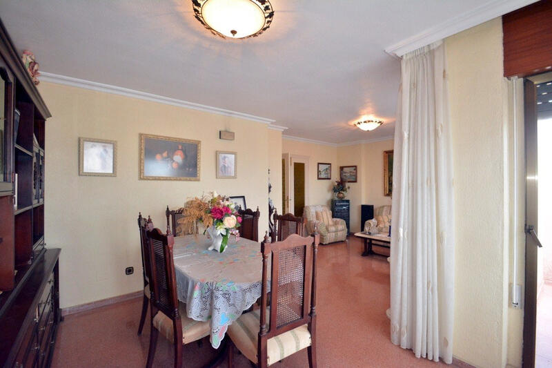 4 slaapkamer Appartement Te koop