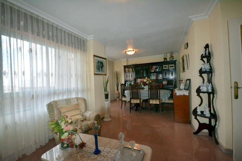 4 slaapkamer Appartement Te koop