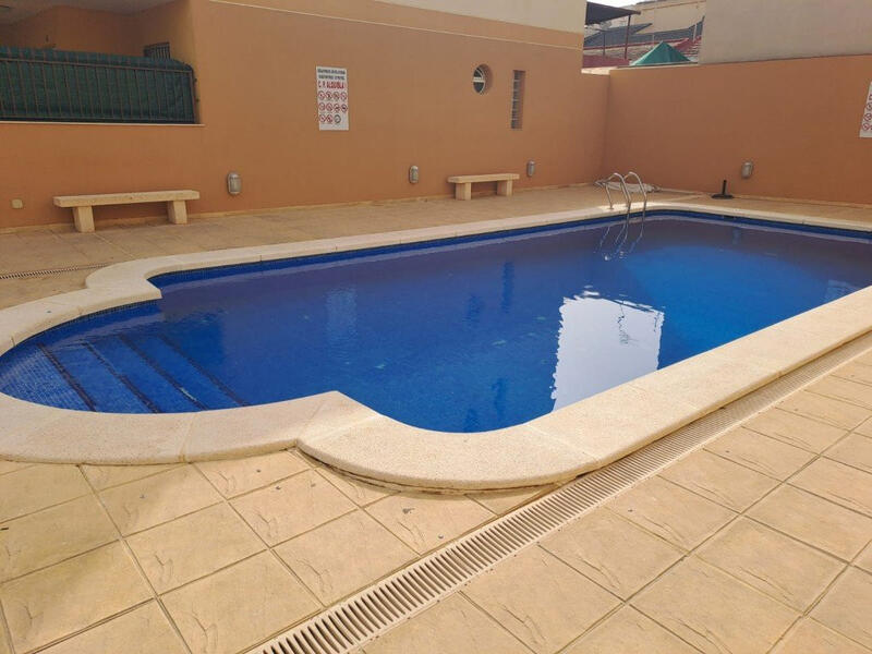 2 Cuarto Villa en venta