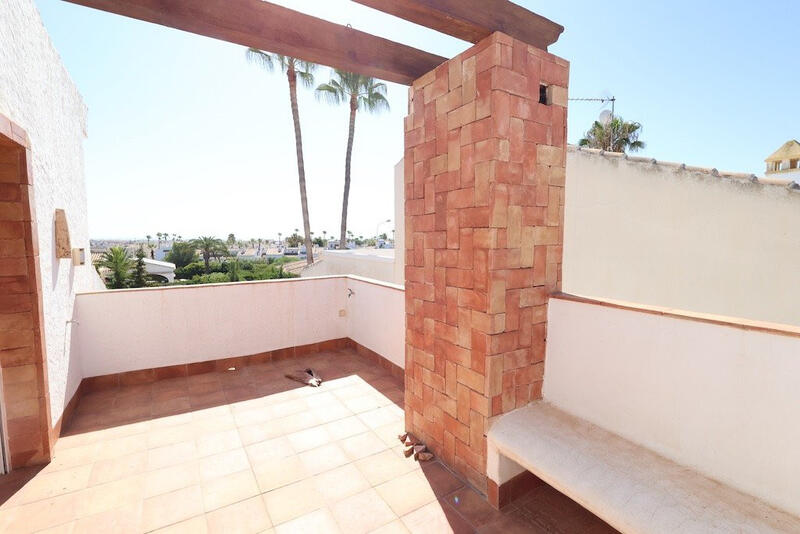 4 Cuarto Villa en venta