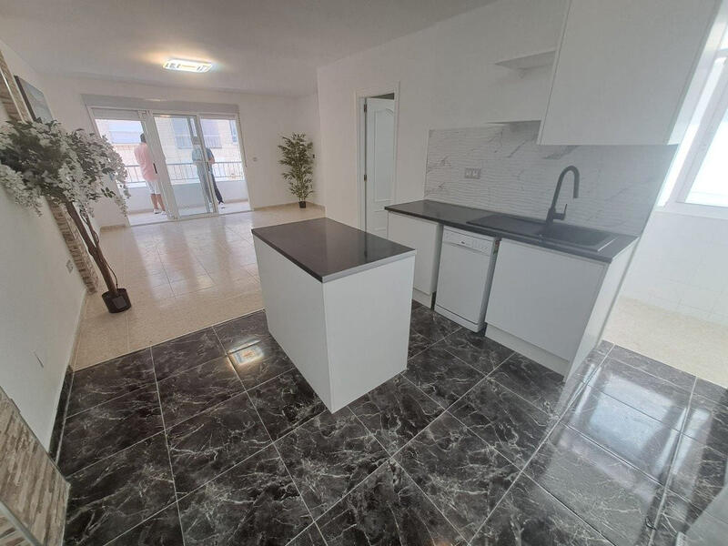 квартира продается в Los Perez (Ayuntamiento Almoradi/Torrevieja), Alicante