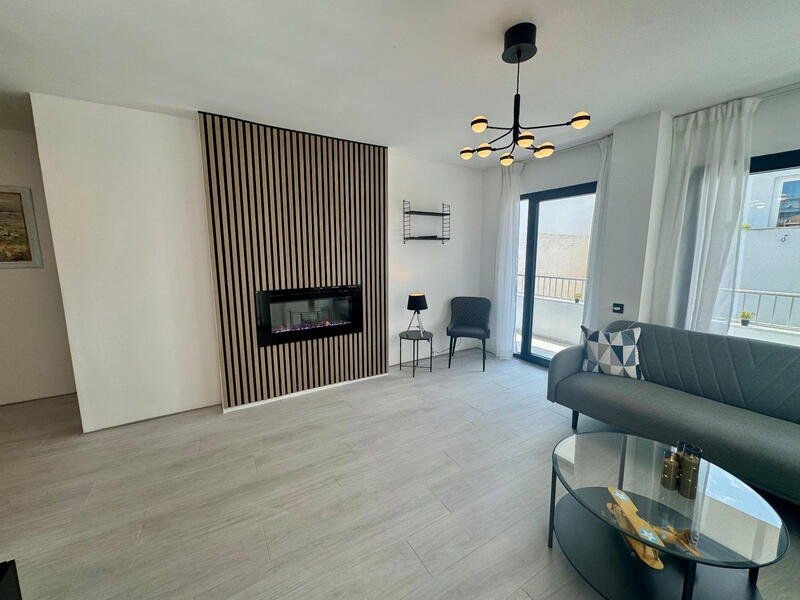 3 bedroom Apartment for sale