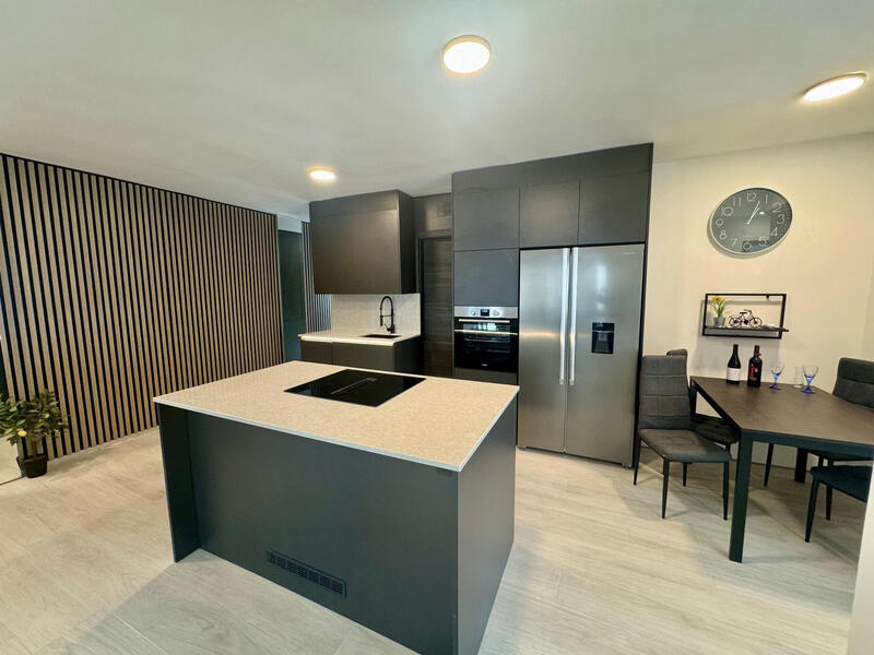 3 bedroom Apartment for sale