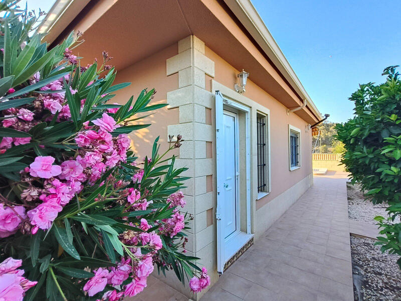 2 bedroom Villa for sale