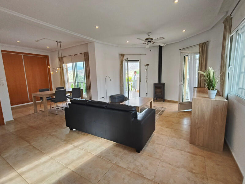 3 bedroom Villa for sale