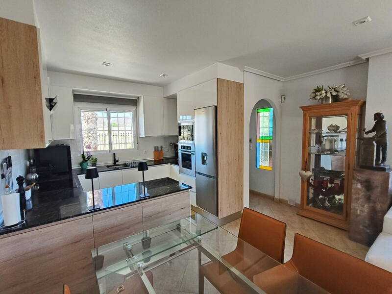 2 bedroom Villa for sale