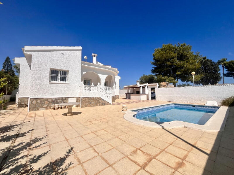 3 bedroom Villa for sale
