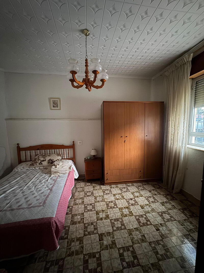 3 bedroom Townhouse for sale
