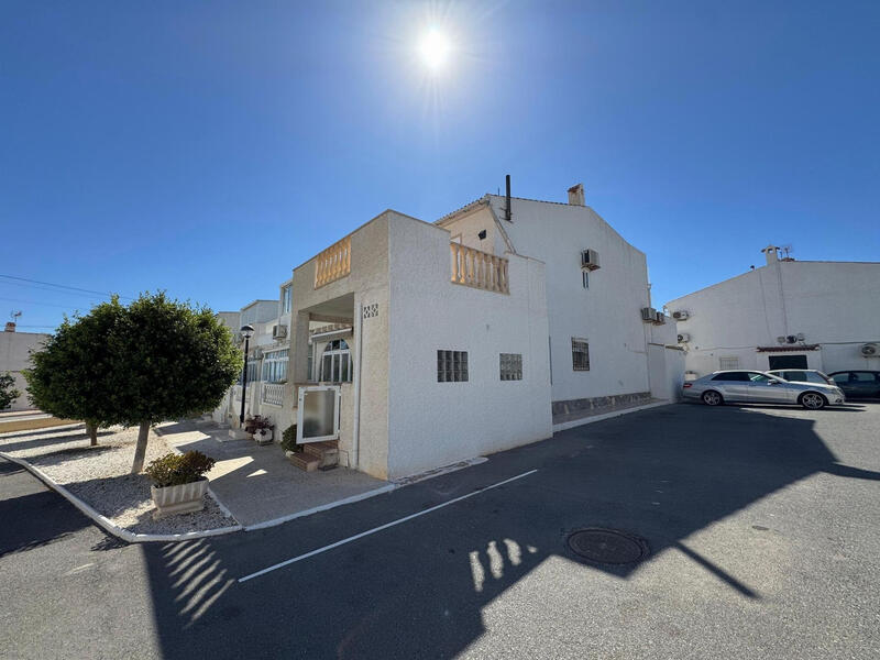 2 bedroom Duplex for sale