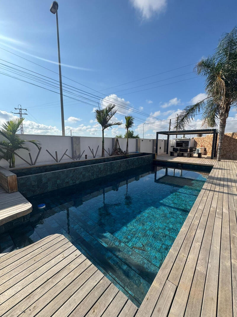 Villa till salu i San Vicente del Raspeig, Alicante