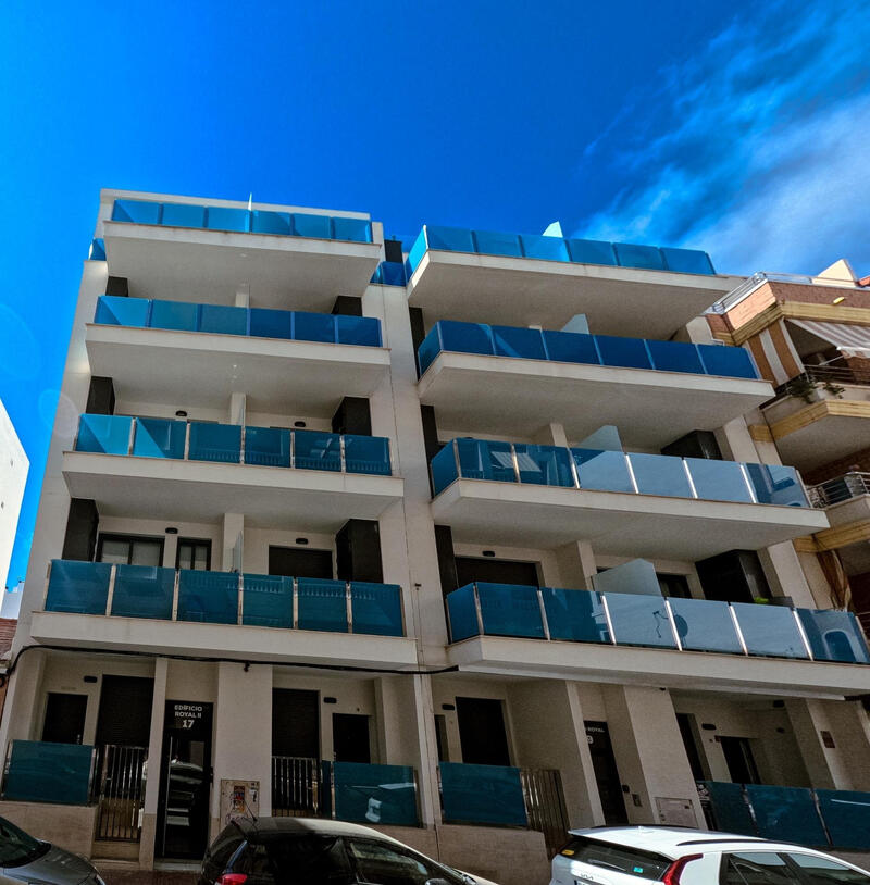 Apartment for sale in Torrevieja, Alicante