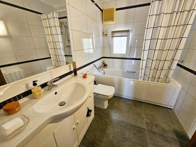 3 sovrum Villa till salu