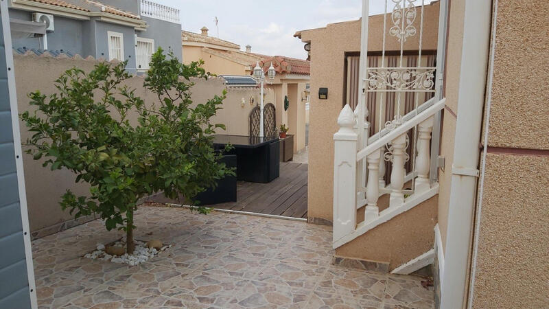 2 bedroom Villa for sale