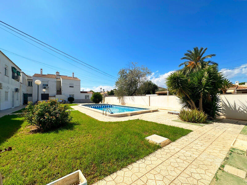 2 bedroom Villa for sale